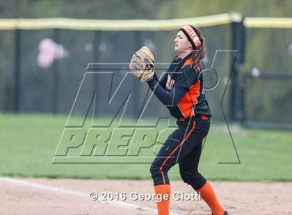 Thumbnail 3 in Westosha Central Vs Libertyville photogallery.