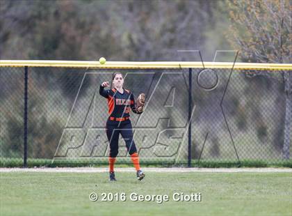 Thumbnail 3 in Westosha Central Vs Libertyville photogallery.