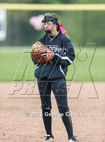 Thumbnail 3 in Westosha Central Vs Libertyville photogallery.