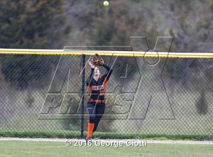 Thumbnail 2 in Westosha Central Vs Libertyville photogallery.