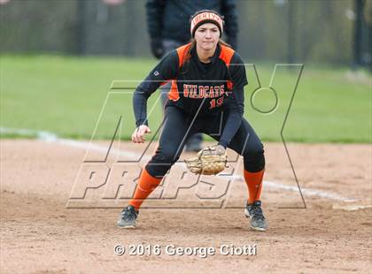 Thumbnail 1 in Westosha Central Vs Libertyville photogallery.