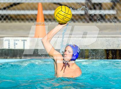 Thumbnail 2 in Fallbrook @ Clairemont photogallery.