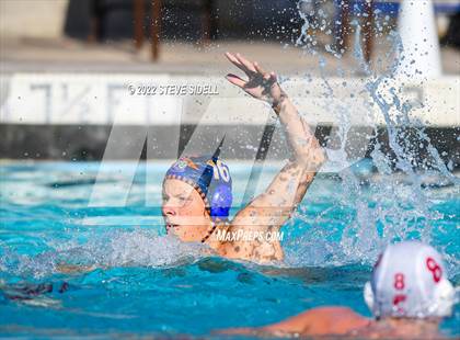 Thumbnail 2 in Fallbrook @ Clairemont photogallery.