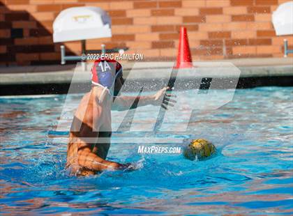 Thumbnail 2 in Notre Dame (SO) @ Loyola photogallery.