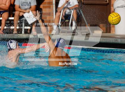 Thumbnail 1 in Notre Dame (SO) @ Loyola photogallery.