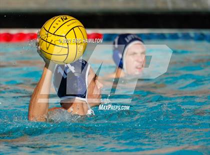 Thumbnail 3 in Notre Dame (SO) @ Loyola photogallery.