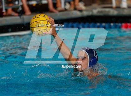 Thumbnail 3 in Notre Dame (SO) @ Loyola photogallery.