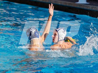 Thumbnail 2 in Notre Dame (SO) @ Loyola photogallery.