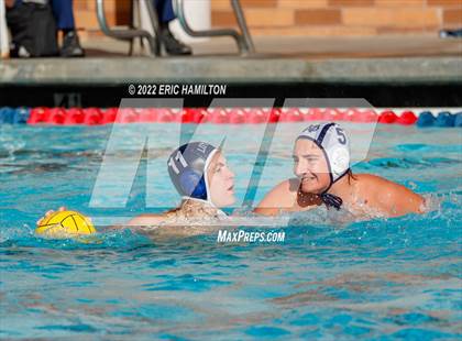 Thumbnail 2 in Notre Dame (SO) @ Loyola photogallery.