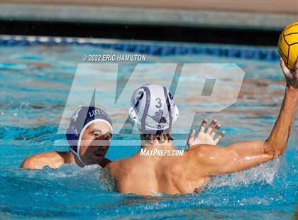 Thumbnail 1 in Notre Dame (SO) @ Loyola photogallery.