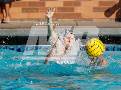 Thumbnail 3 in Notre Dame (SO) @ Loyola photogallery.