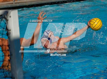 Thumbnail 2 in Notre Dame (SO) @ Loyola photogallery.