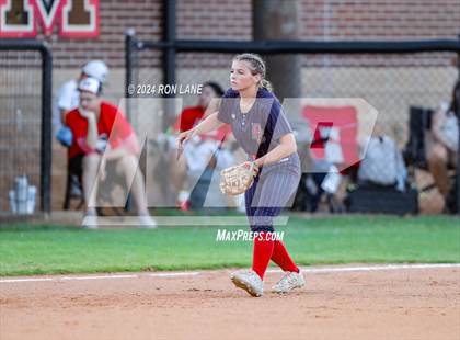 Thumbnail 1 in Ponca City @ Mustang photogallery.