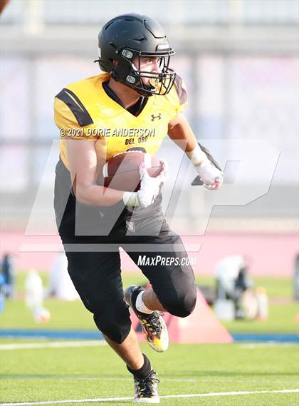 Thumbnail 2 in Del Oro @ Vista del Lago (Scrimmage) photogallery.