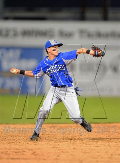 Thumbnail 3 in Geneseo vs. Red Jacket (NYSPHSAA Section 5 Class C Final) photogallery.