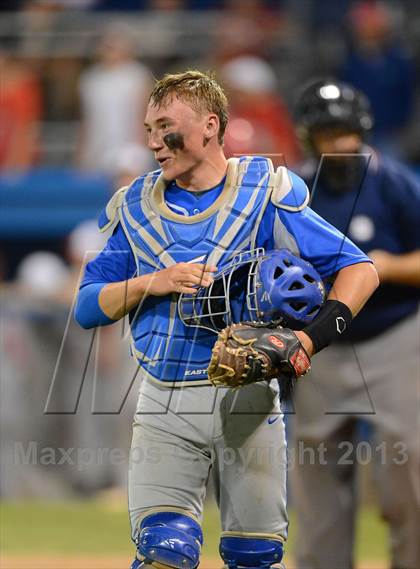 Thumbnail 2 in Geneseo vs. Red Jacket (NYSPHSAA Section 5 Class C Final) photogallery.