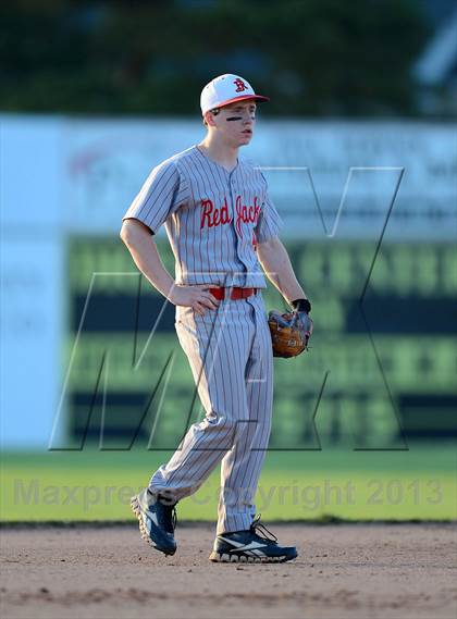 Thumbnail 2 in Geneseo vs. Red Jacket (NYSPHSAA Section 5 Class C Final) photogallery.
