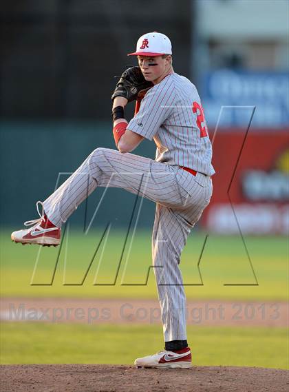 Thumbnail 3 in Geneseo vs. Red Jacket (NYSPHSAA Section 5 Class C Final) photogallery.