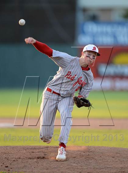 Thumbnail 1 in Geneseo vs. Red Jacket (NYSPHSAA Section 5 Class C Final) photogallery.