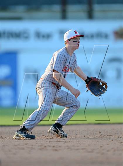 Thumbnail 1 in Geneseo vs. Red Jacket (NYSPHSAA Section 5 Class C Final) photogallery.