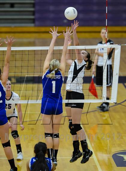 Thumbnail 3 in Bingham @ Riverton photogallery.
