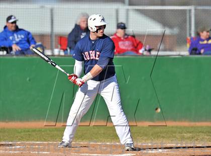 Thumbnail 2 in Aubrey vs Howe (Farmersville Invitational) photogallery.