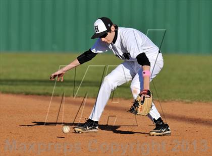 Thumbnail 3 in Aubrey vs Howe (Farmersville Invitational) photogallery.