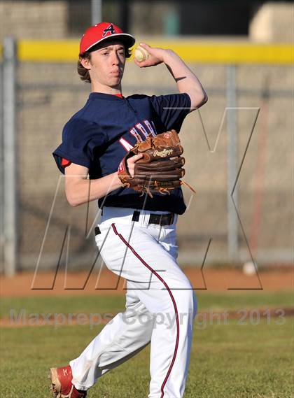 Thumbnail 2 in Aubrey vs Howe (Farmersville Invitational) photogallery.