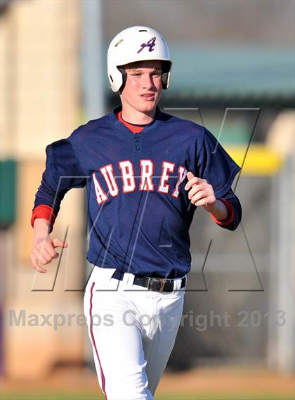 Thumbnail 2 in Aubrey vs Howe (Farmersville Invitational) photogallery.