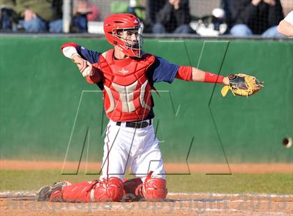 Thumbnail 2 in Aubrey vs Howe (Farmersville Invitational) photogallery.