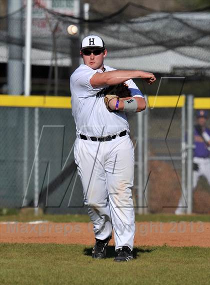 Thumbnail 1 in Aubrey vs Howe (Farmersville Invitational) photogallery.