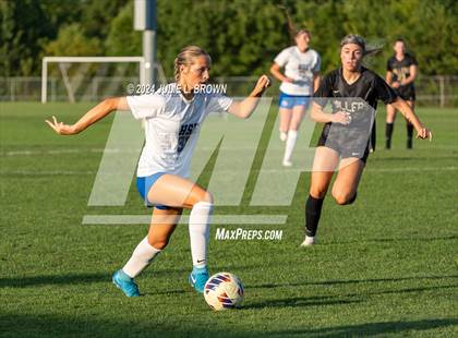 Thumbnail 2 in Hamilton Southeastern @ Noblesville photogallery.