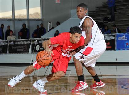 Thumbnail 2 in Judson vs. Hillcrest (McDonald's Texas Invitational) photogallery.