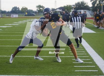 Thumbnail 3 in Klein Collins v Klein Oak photogallery.
