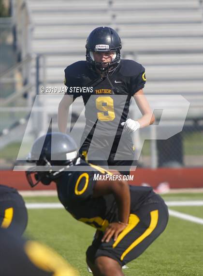 Thumbnail 2 in Klein Collins v Klein Oak photogallery.