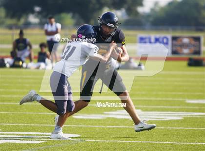 Thumbnail 2 in Klein Collins v Klein Oak photogallery.