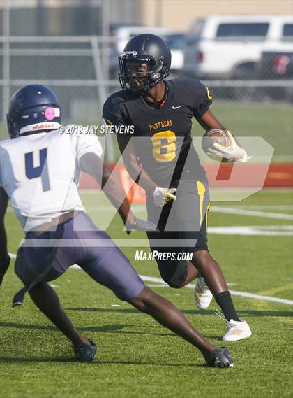 Thumbnail 3 in Klein Collins v Klein Oak photogallery.