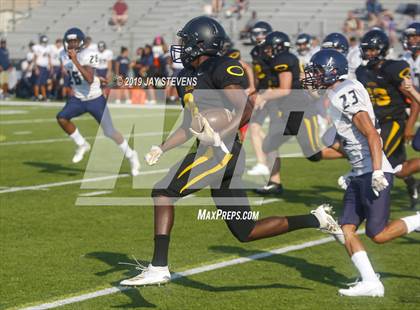 Thumbnail 3 in Klein Collins v Klein Oak photogallery.
