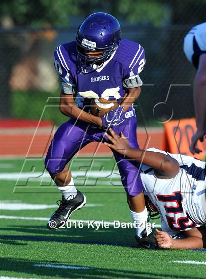 Thumbnail 2 in Chisholm Trail vs Richland Navy photogallery.