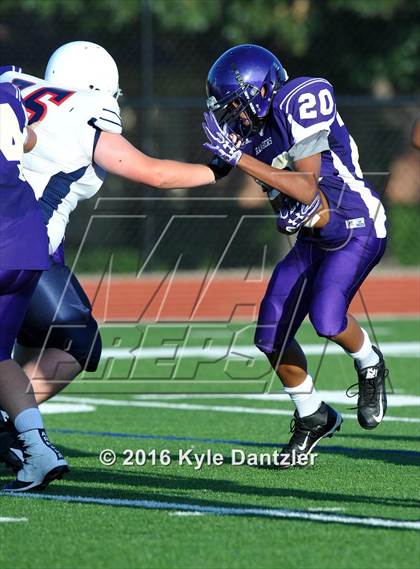 Thumbnail 3 in Chisholm Trail vs Richland Navy photogallery.