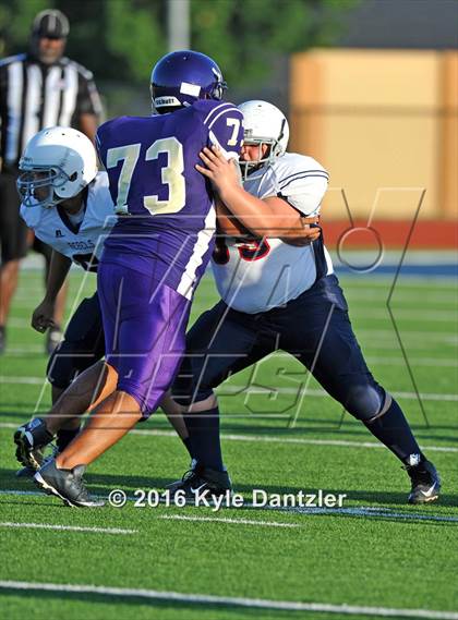 Thumbnail 2 in Chisholm Trail vs Richland Navy photogallery.