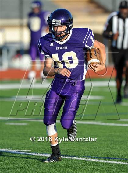 Thumbnail 2 in Chisholm Trail vs Richland Navy photogallery.