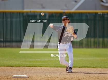 Thumbnail 1 in Millikan @ Pacifica photogallery.
