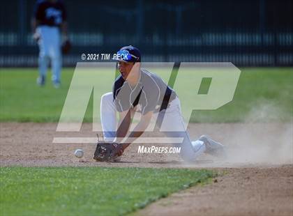 Thumbnail 1 in Millikan @ Pacifica photogallery.