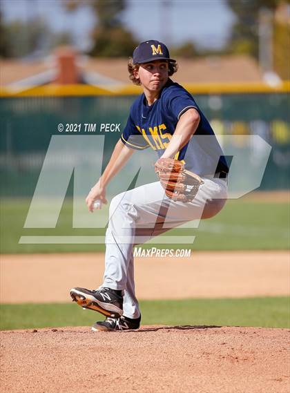 Thumbnail 1 in Millikan @ Pacifica photogallery.