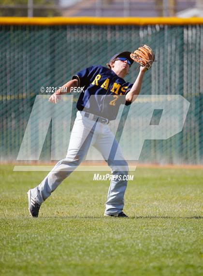 Thumbnail 3 in Millikan @ Pacifica photogallery.