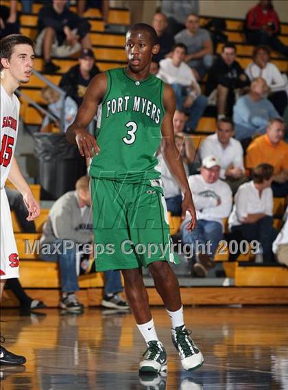 Thumbnail 1 in Fort Myers vs. Sagemont (City of Palms Classic) photogallery.