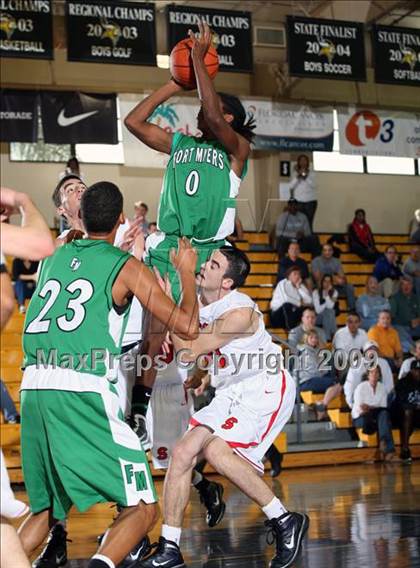 Thumbnail 3 in Fort Myers vs. Sagemont (City of Palms Classic) photogallery.