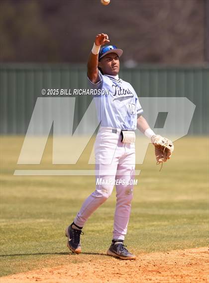 Thumbnail 1 in Ridgeland @ Madison Central photogallery.