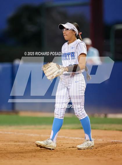 Thumbnail 2 in Buchanan vs. Clovis North (CIFCS - Division I Championship) photogallery.